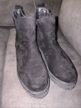 Women's Black Suede Ankle Booties - Zip & Lug Sole